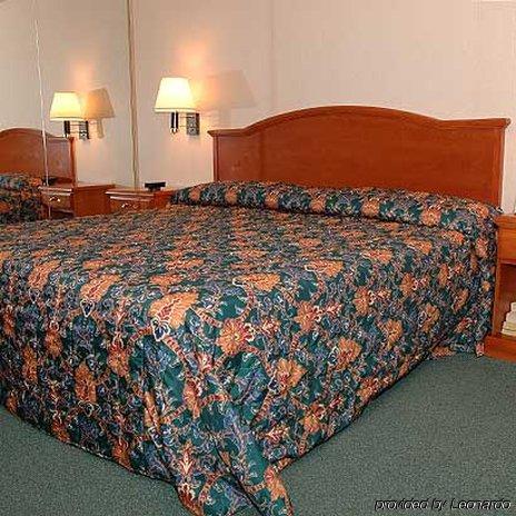 Lynbrook Motor Inn Pokój zdjęcie